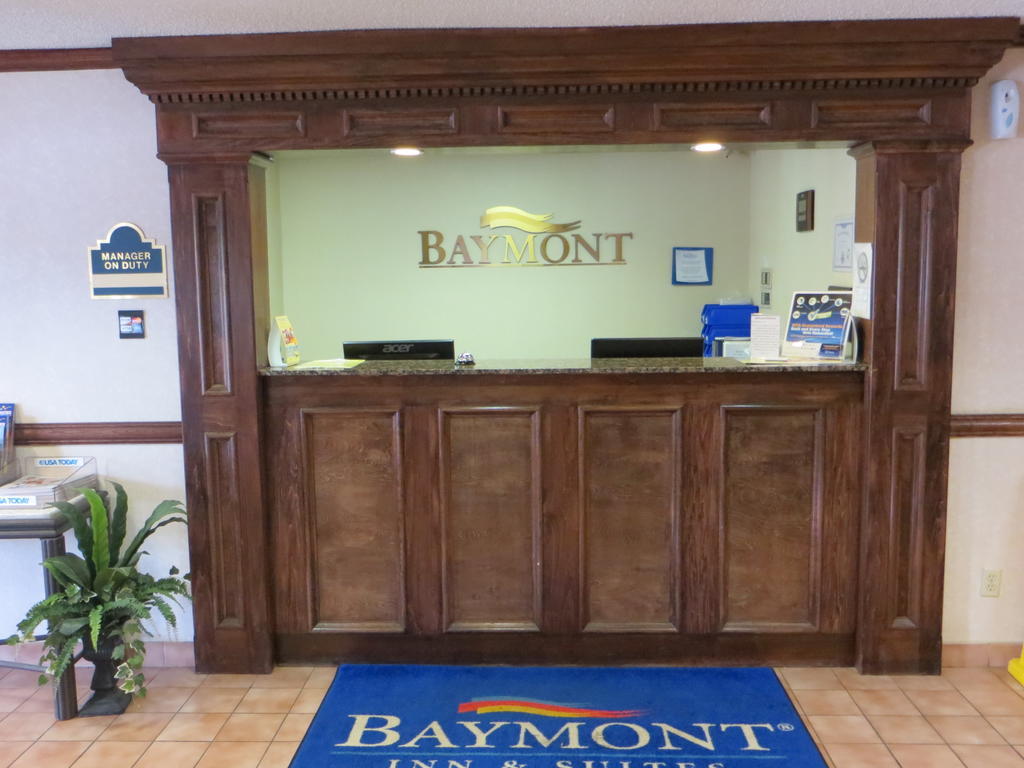 Baymont By Wyndham Kalamazoo West Exterior photo